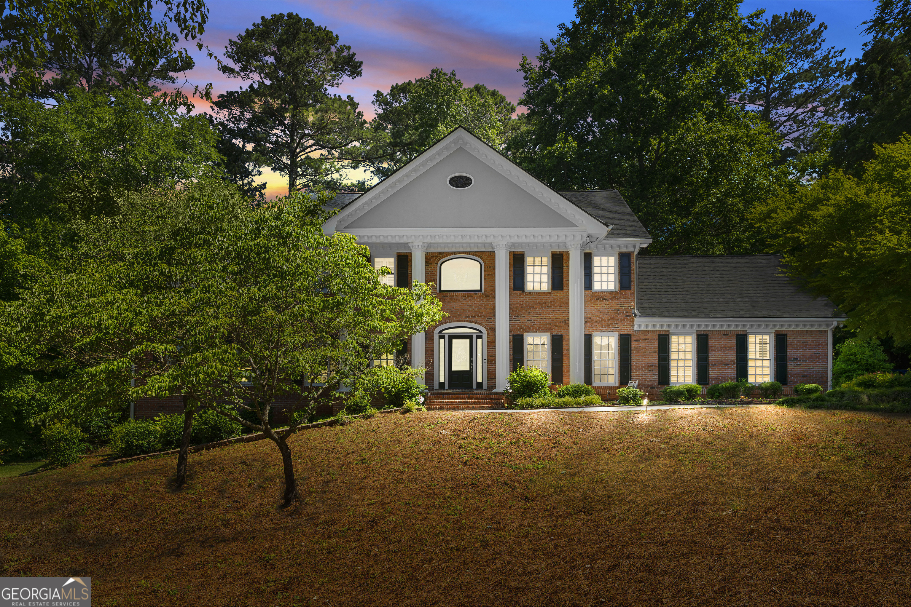 2595 Winthrope WAY