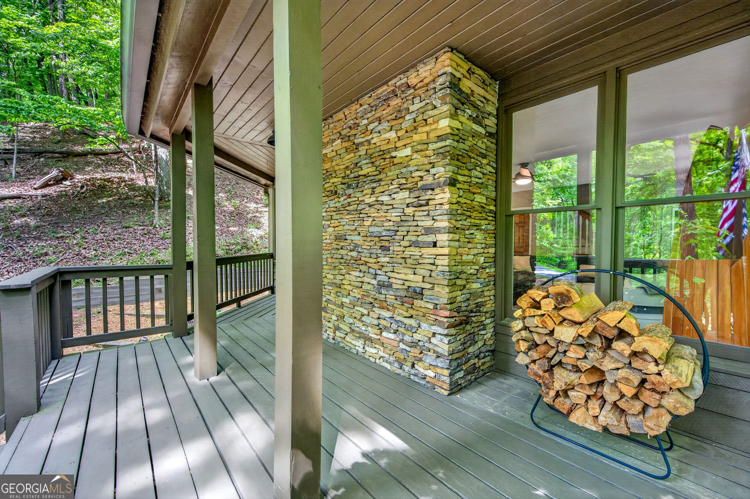 452 Bellflower DR