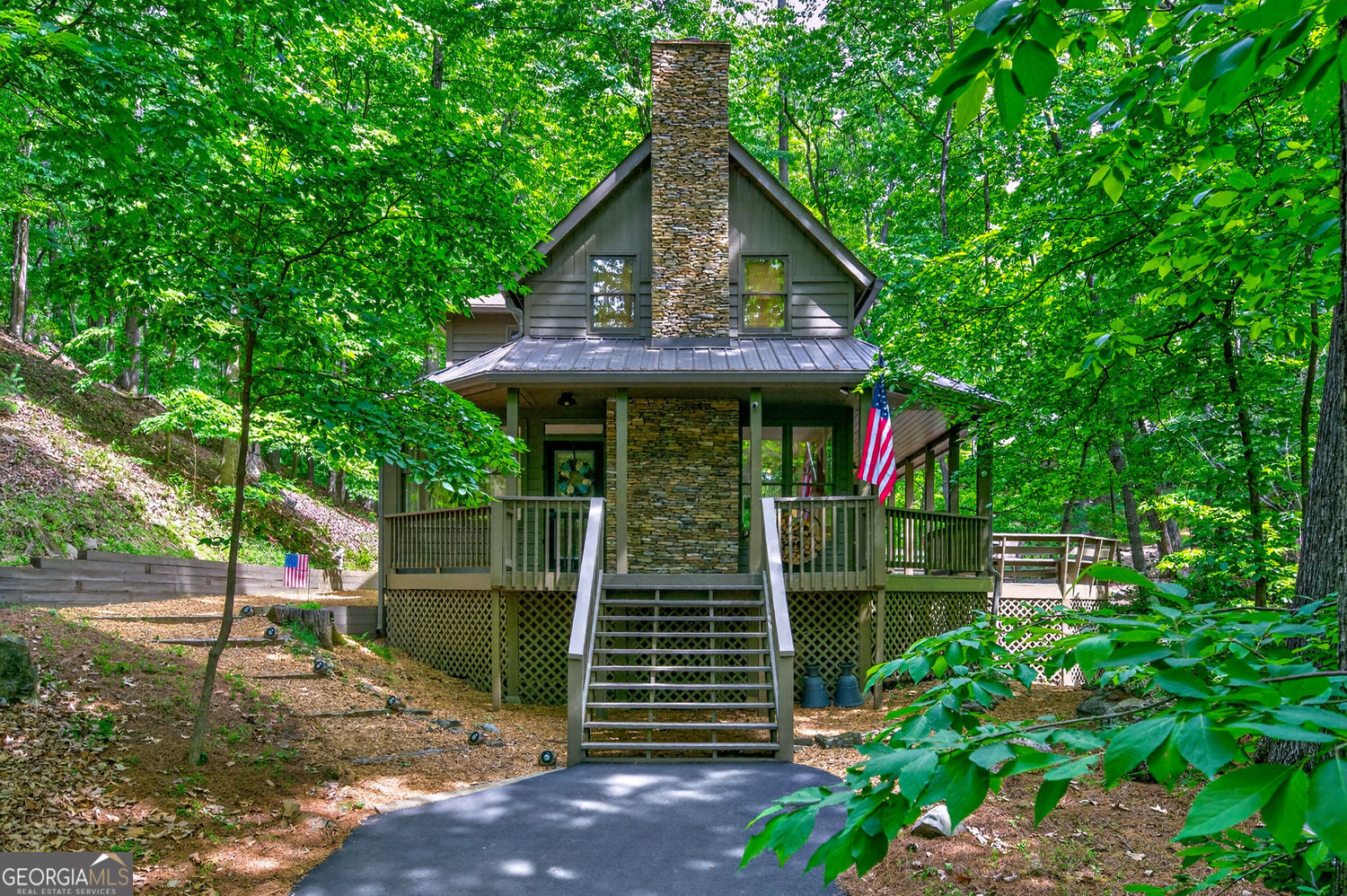 452 Bellflower DR