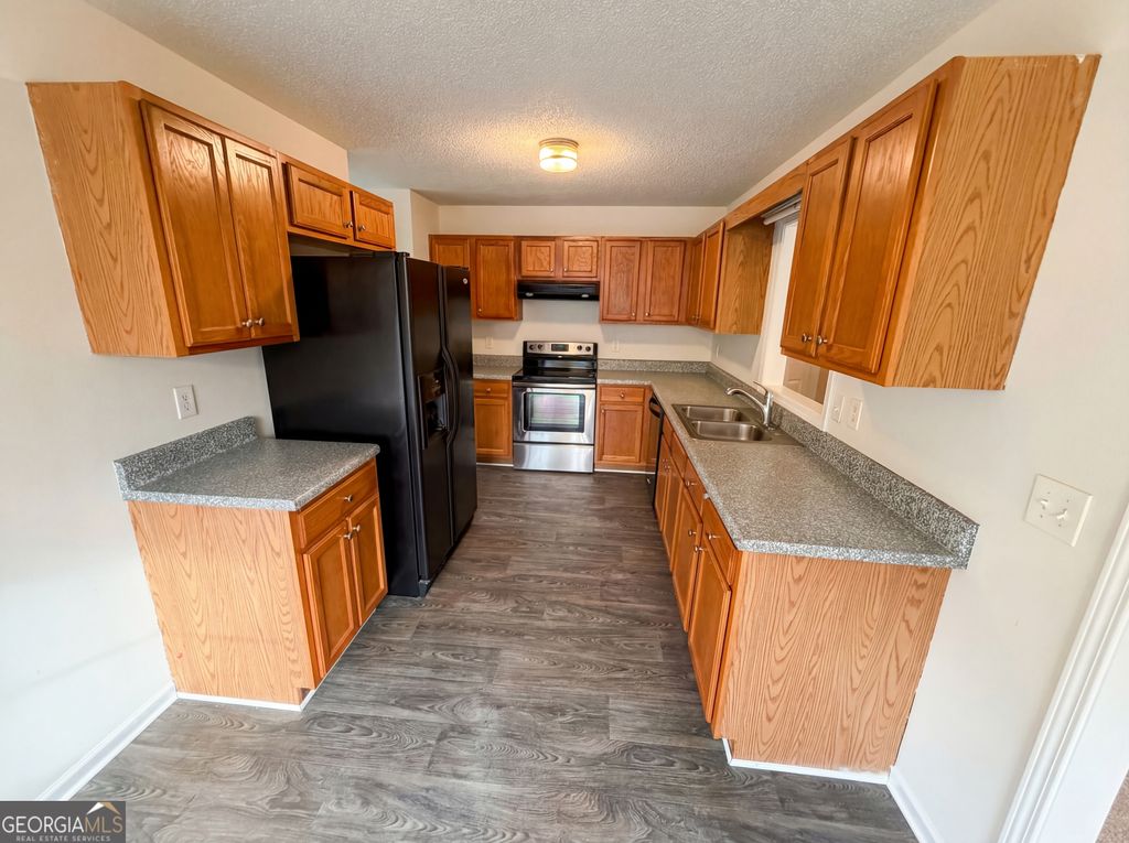 Photo of 277 Christian Circle, Carrollton, GA 30116 (MLS # 10722979)