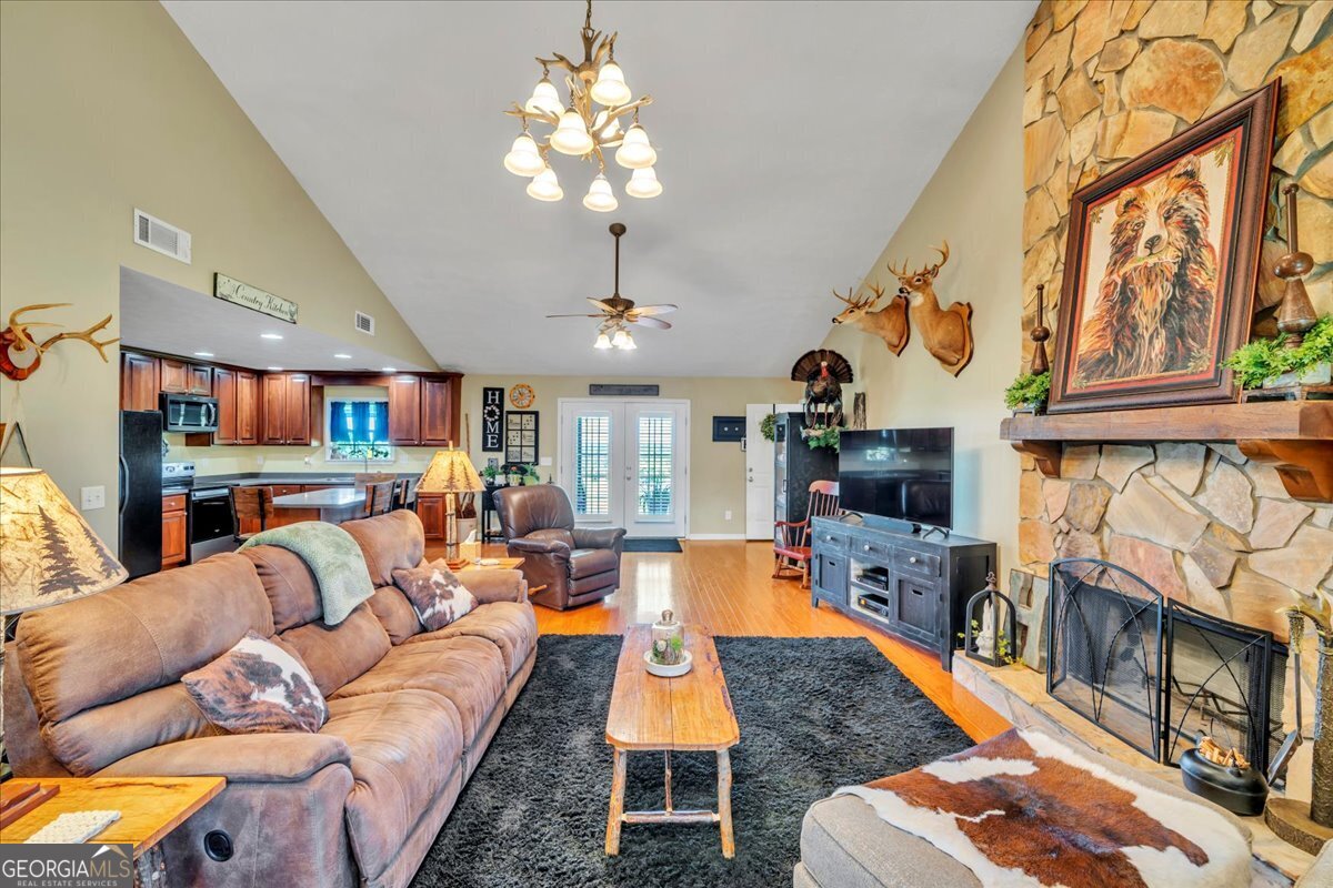 2160 Herndon Road