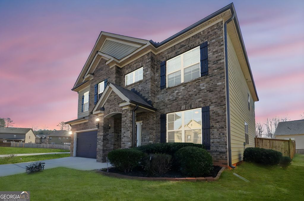 Photo of 210 Palm Springs Circle, Fairburn, GA 30213 (MLS # 10683097)