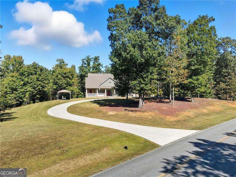 1560 Garland Mountain TRL