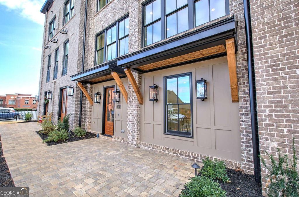 Photo of 178 Main Street #102, Cartersville, GA 30120 (MLS # 10662721)