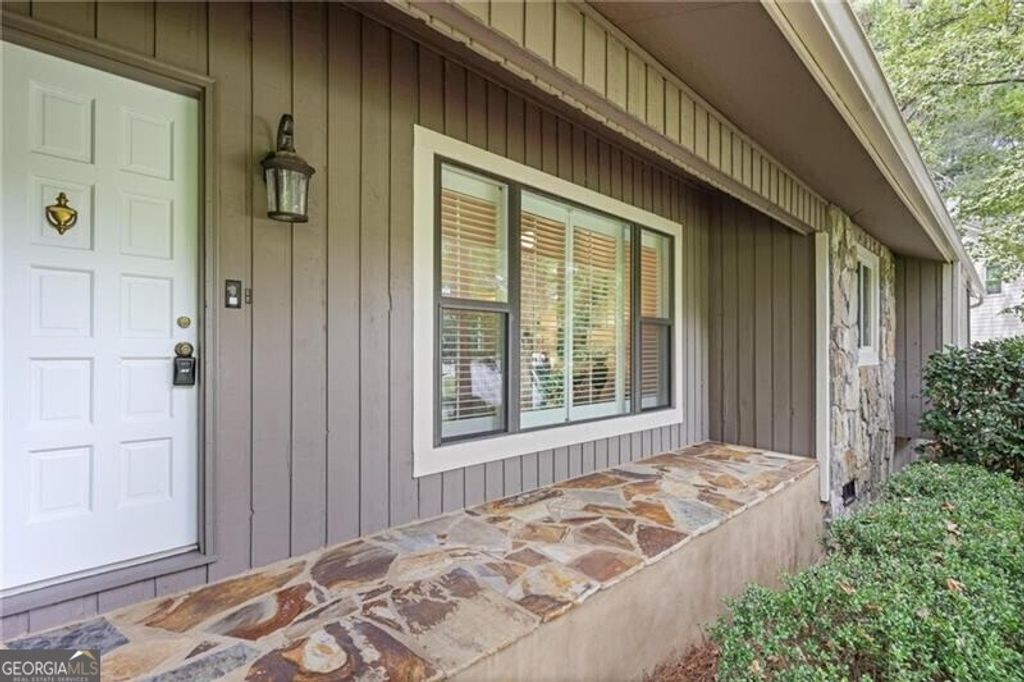 Photo of 2792 Lansdowne Lane SE, Atlanta, GA 30339 (MLS # 10625317)