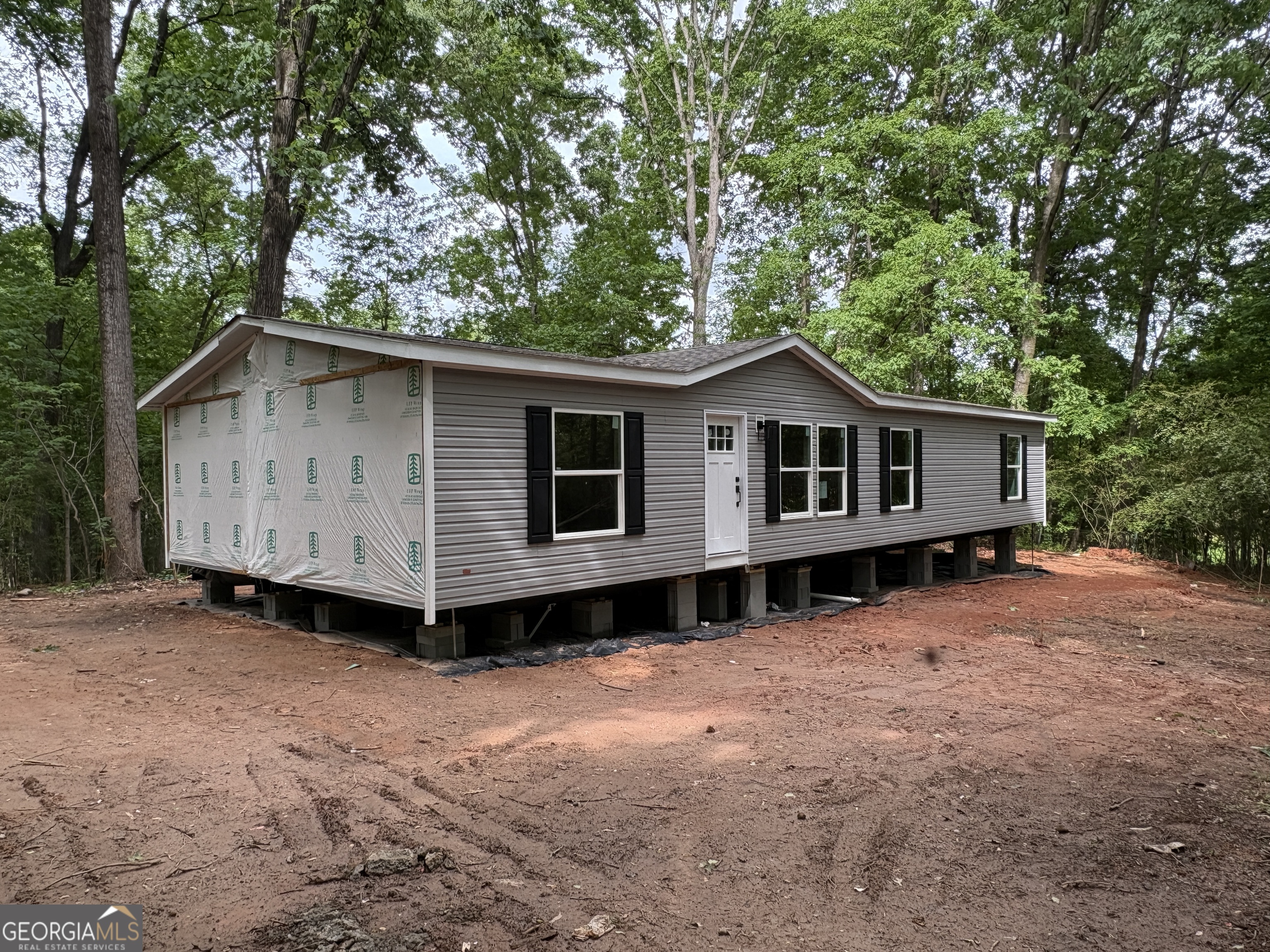 1018 Neal RD