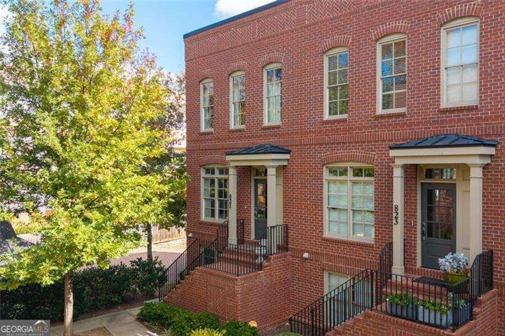 Photo of 821 Virginia Park Circle NE, Atlanta, GA 30306 (MLS # 10701339)