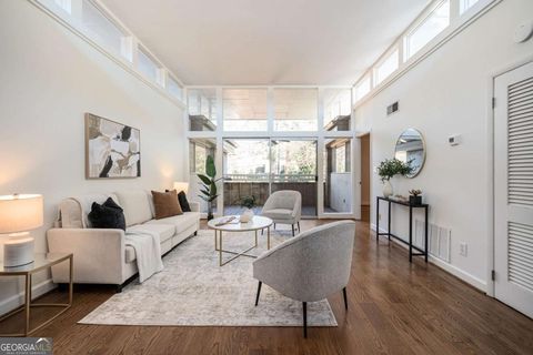 Photo of 346 Carpenter Drive #22, Atlanta, GA 30328 (MLS # 10664473)