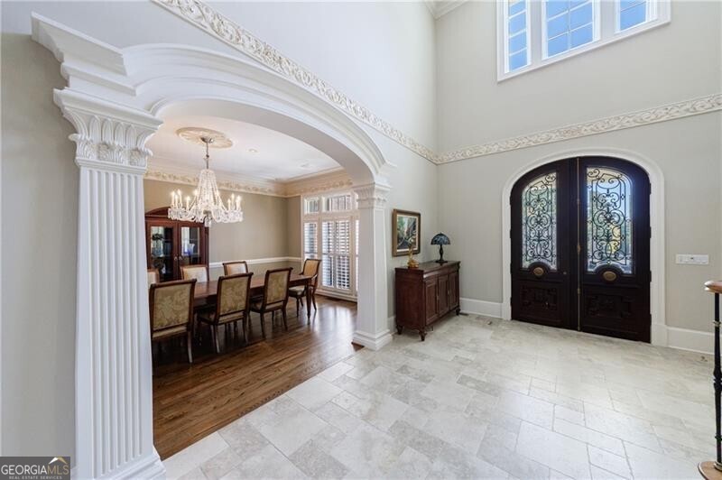 9390 Colonnade TRL