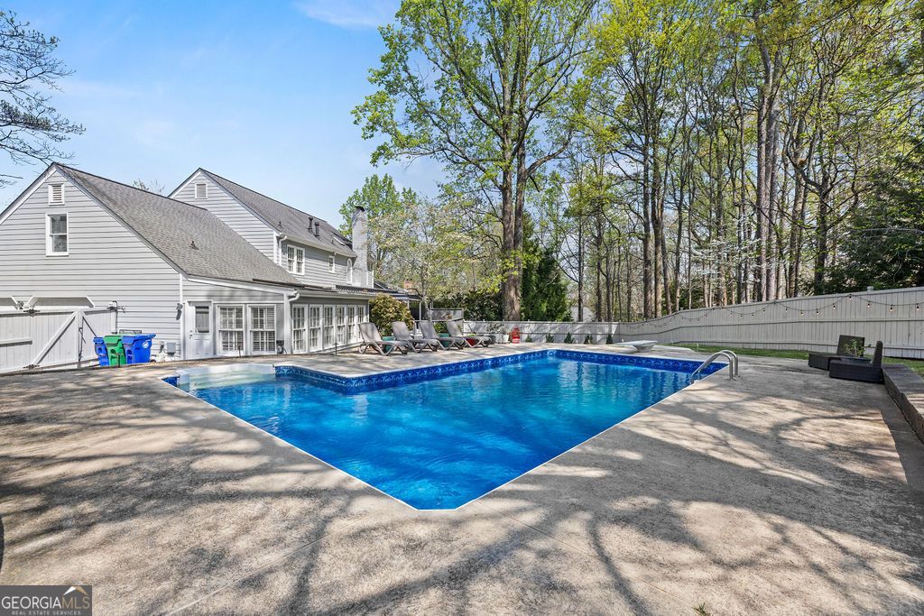 Photo of 5395 Mount Vernon Way, Dunwoody, GA 30338 (MLS # 10721753)