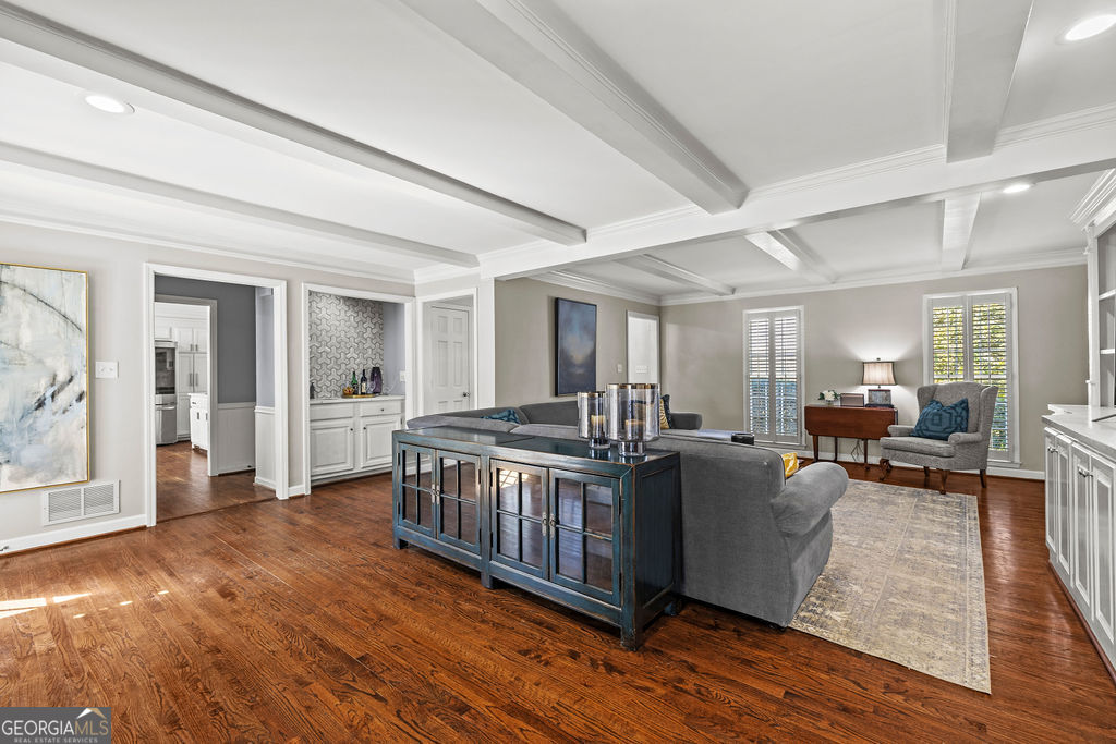 5395 Mount Vernon WAY