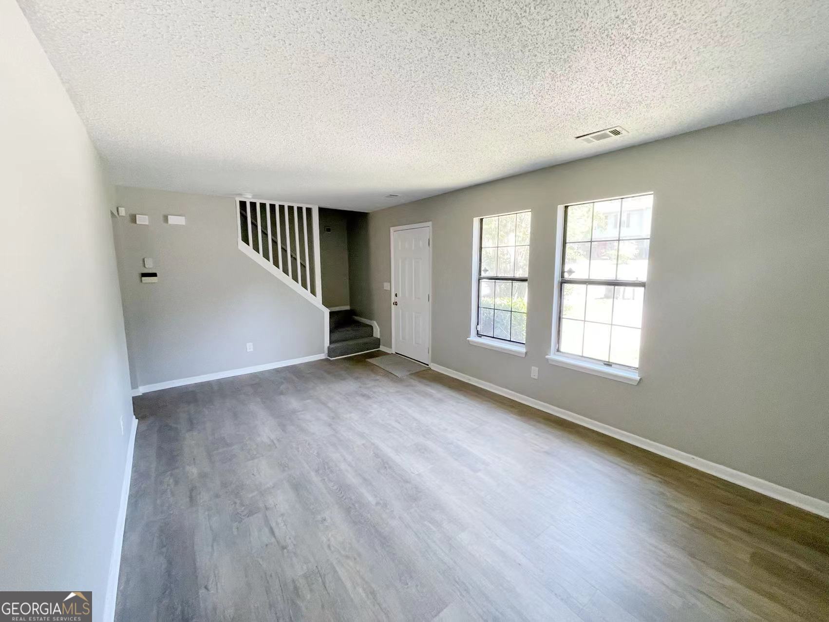 4030 Laurie Jo DR SW