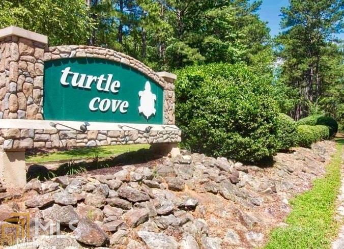 Here is your chance to own property in TC at a great price! Turtle cove features white sand beaches some with boat ramps, an over-sized pool, golf, tennis, club house with full restaurant and bar.