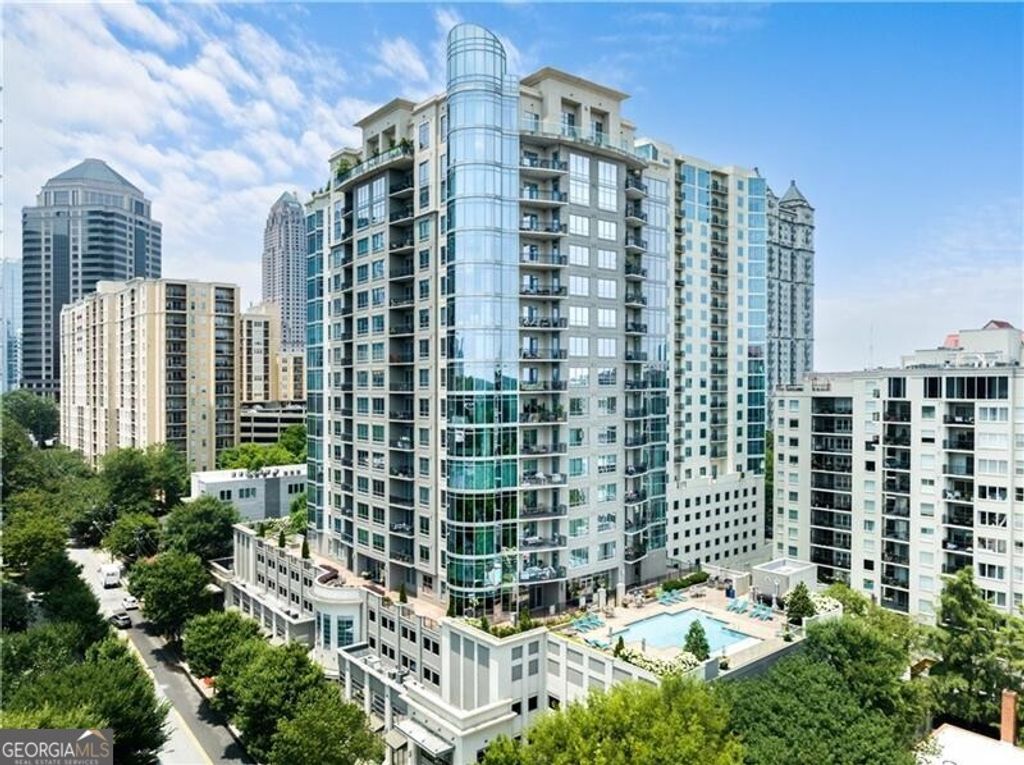 Photo of 222 12th Street NE #2105, Atlanta, GA 30309 (MLS # 10735837)