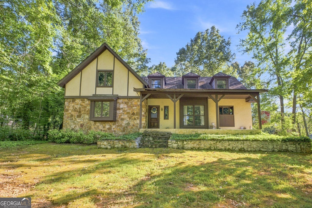 Photo of 102 Valley Brook Drive SE, Rome, GA 30161 (MLS # 10834727)