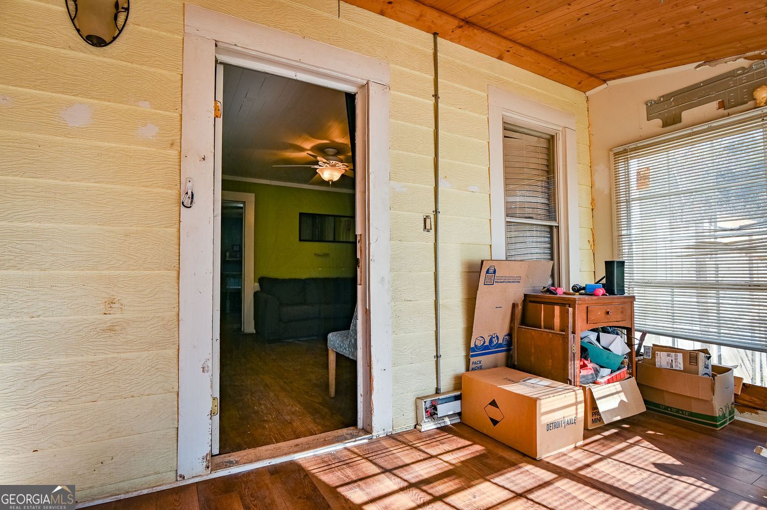 12462 Brown Bridge RD