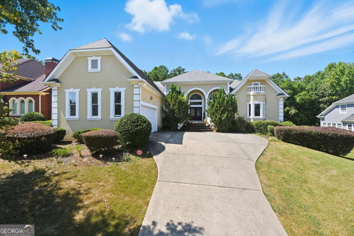 4134 James Lake DR