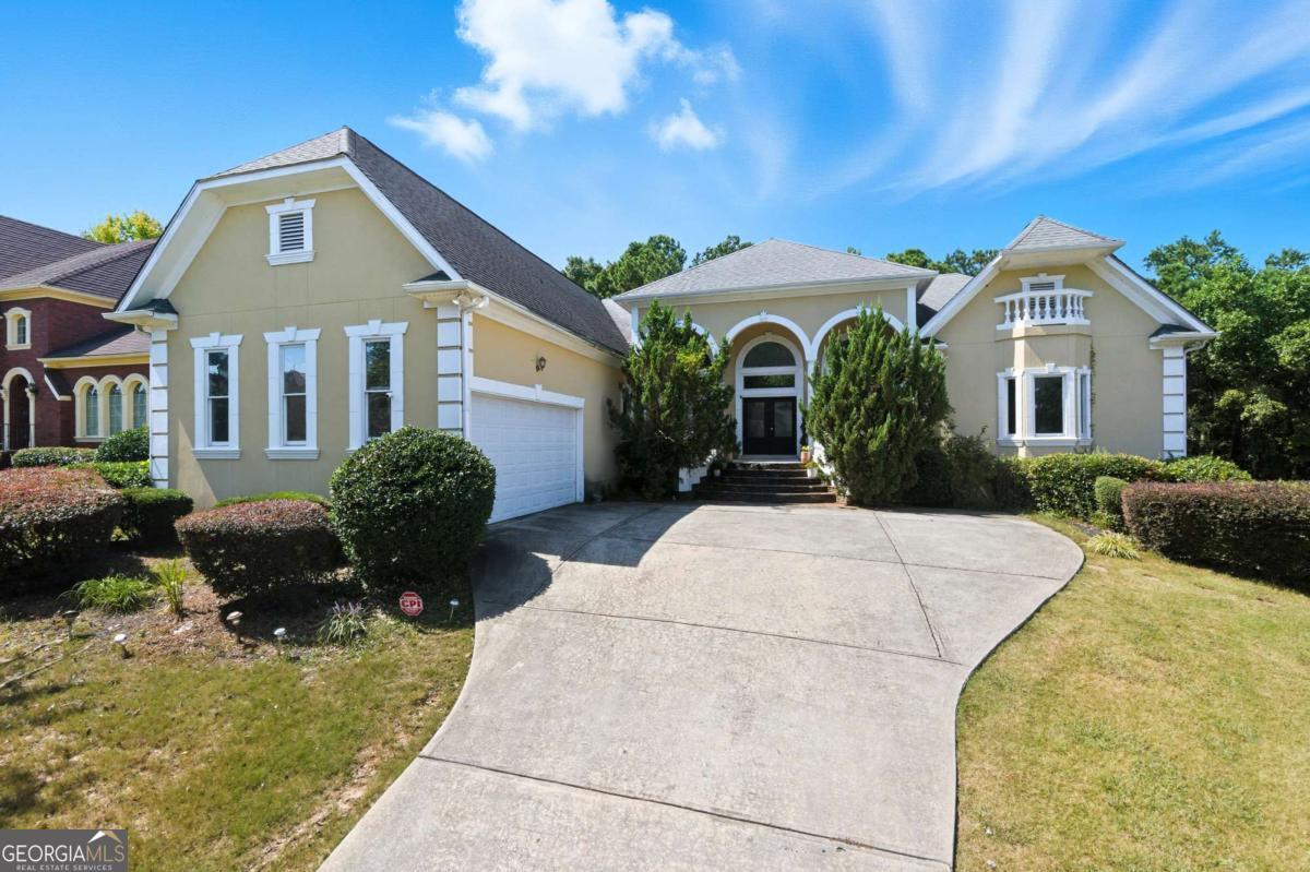 4134 James Lake DR