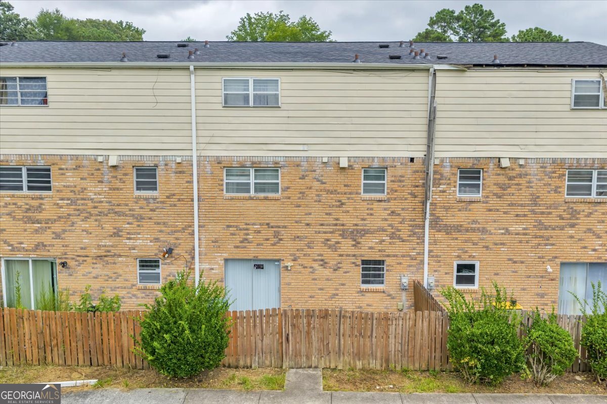 4701 Flat Shoals RD 14B