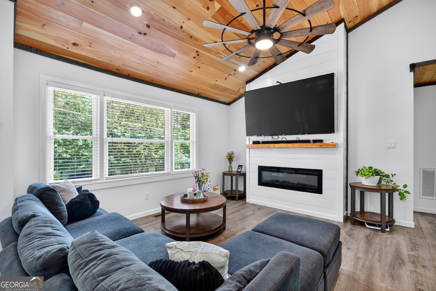 201 Milsaps CIR