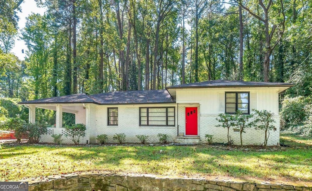 Photo of 3466 Rockhaven Circle NE, Atlanta, GA 30324 (MLS # 10871096)