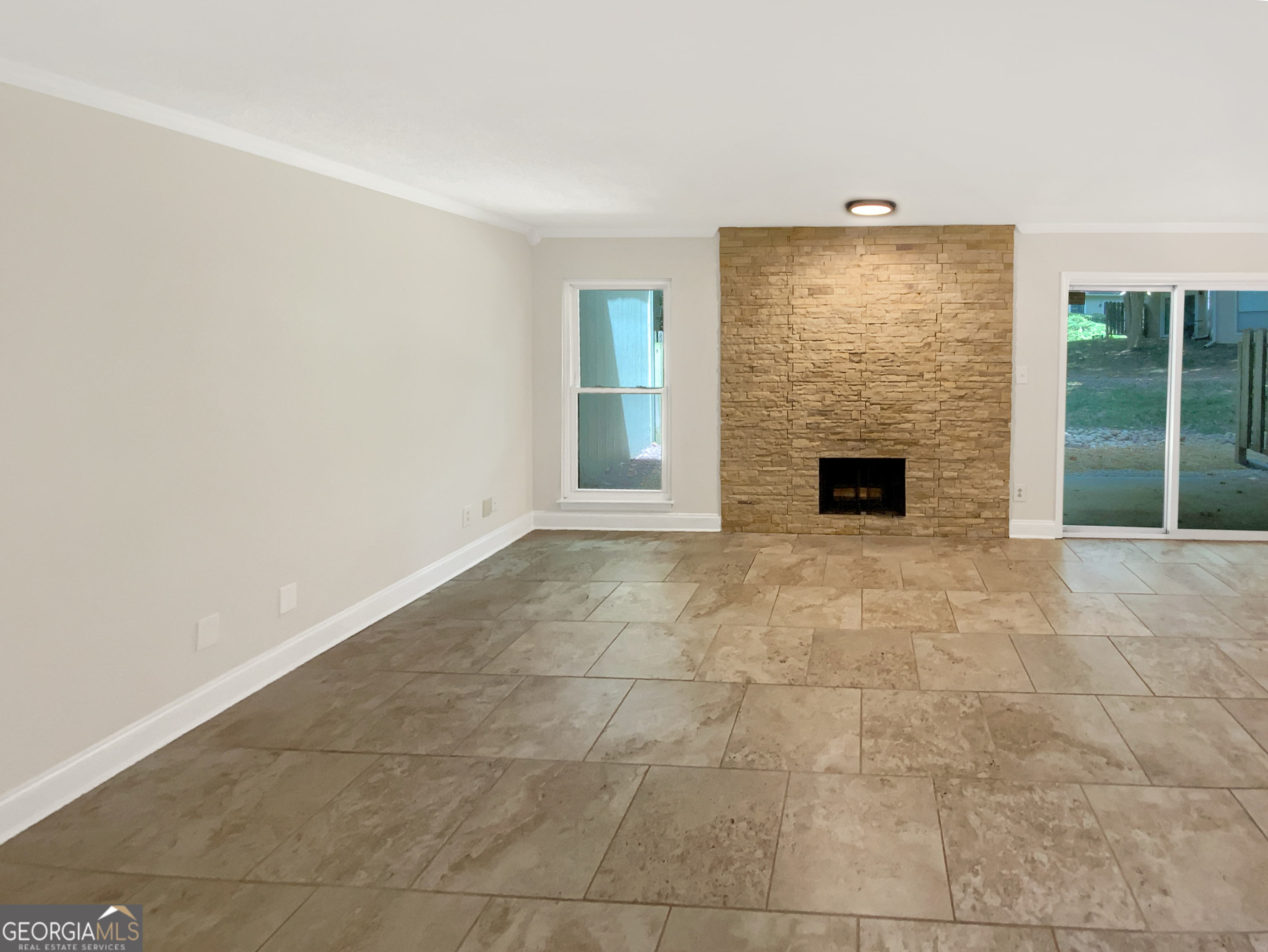 6371 Hawthorne TER