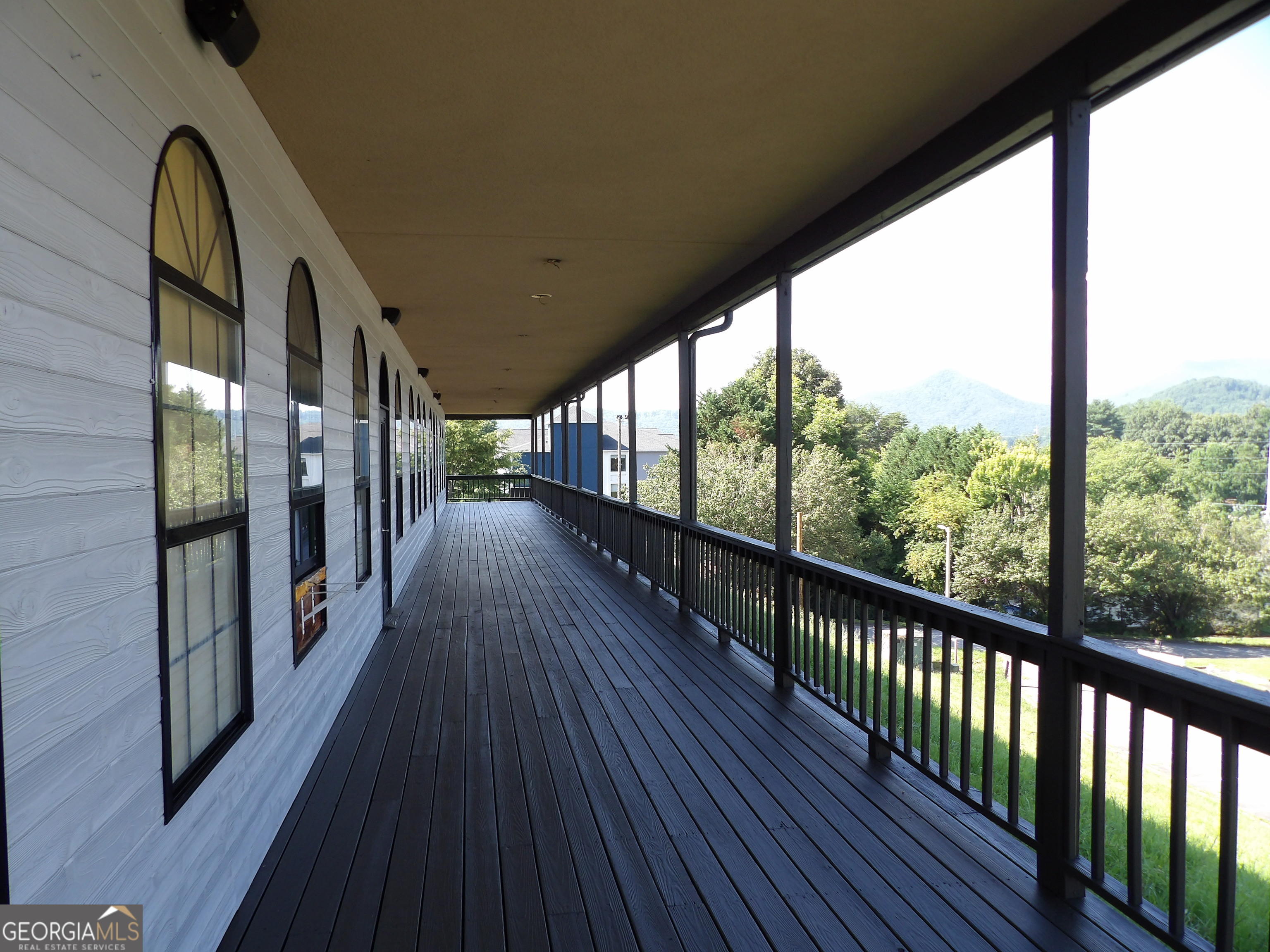 325 Big Sky DR