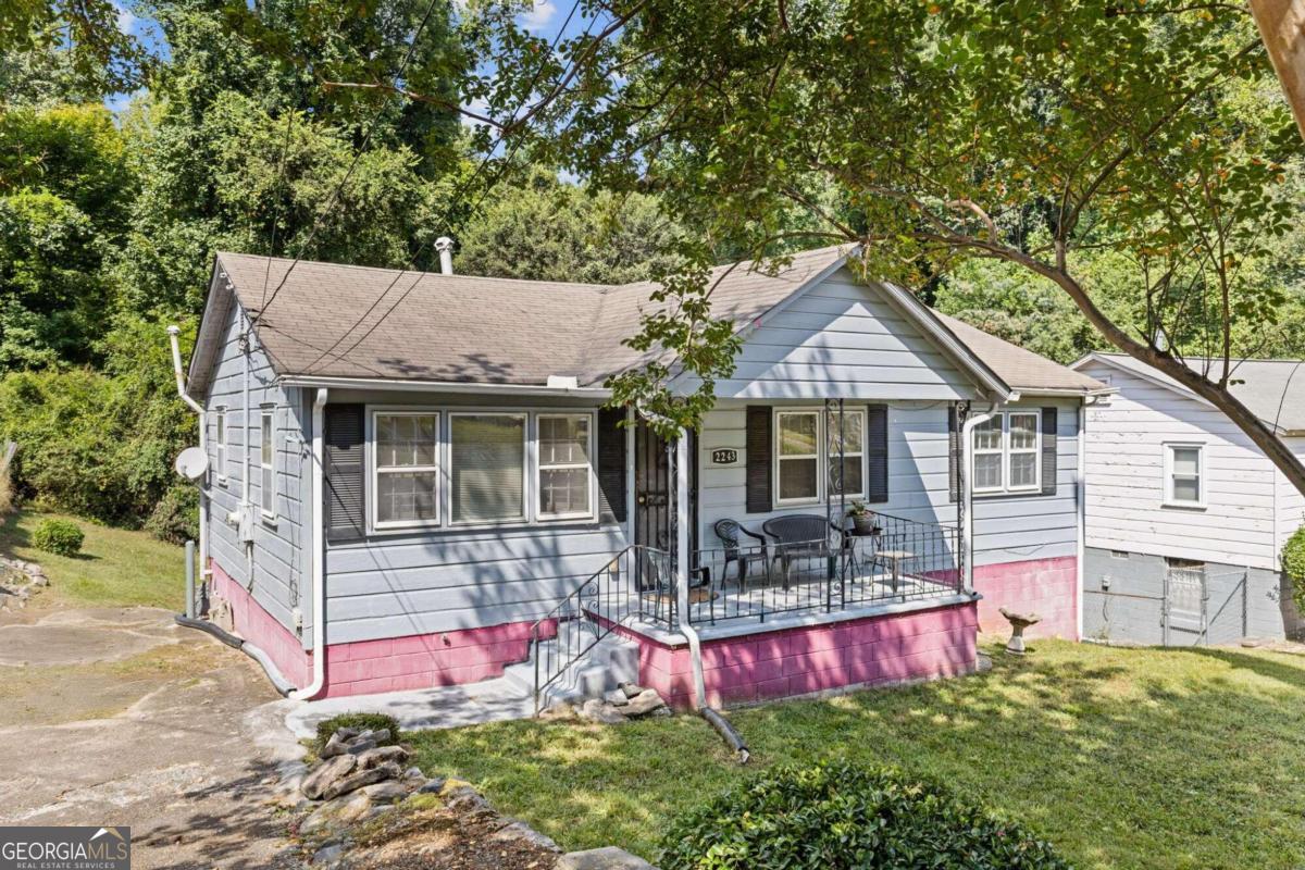 2243 Tiger Flowers DR NW