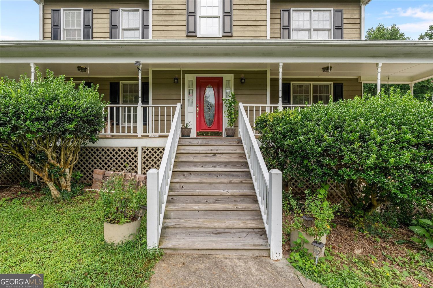 327 Swan DR