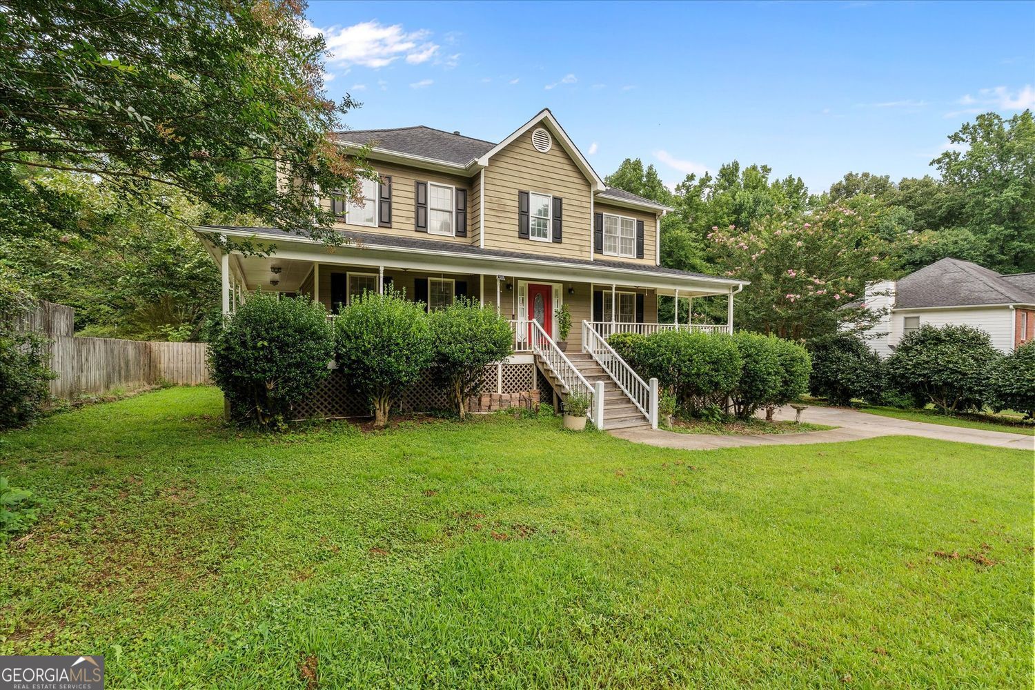327 Swan DR