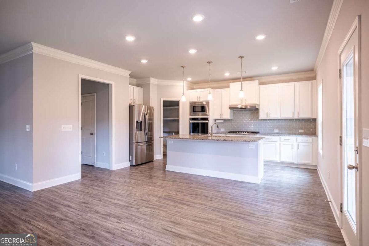 352 Newshaw DR