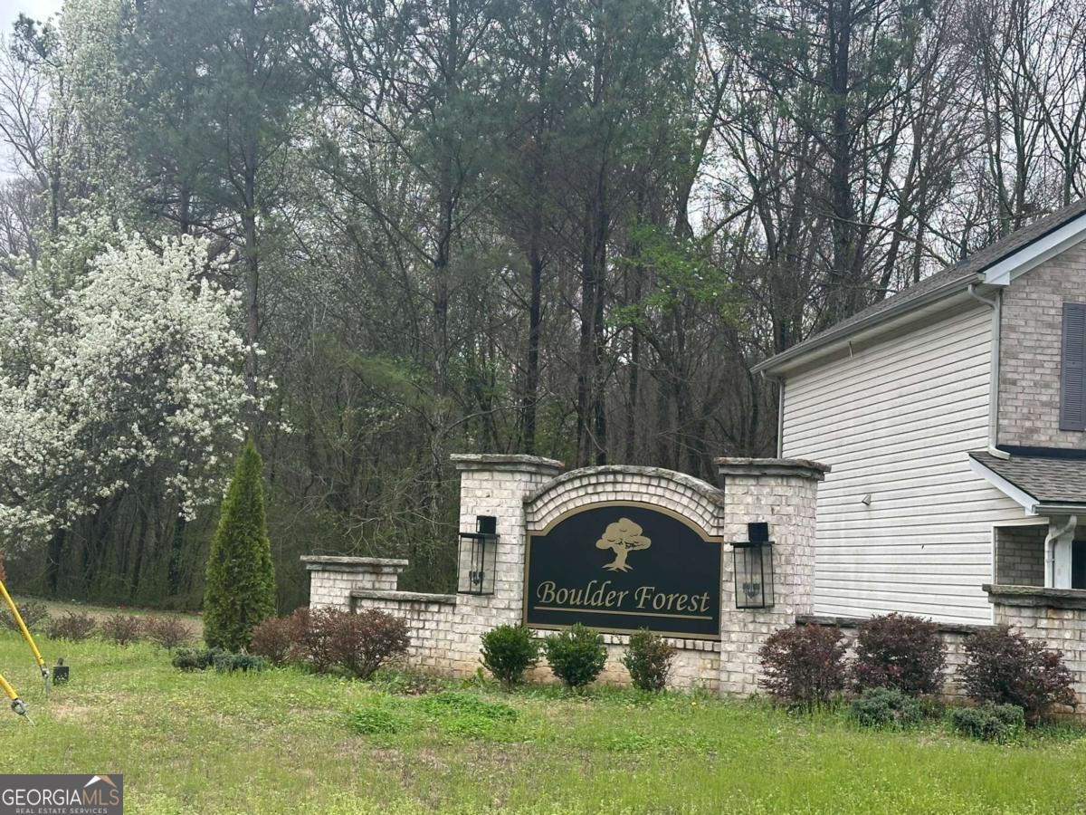 2171 Boulder Forest DR 12135