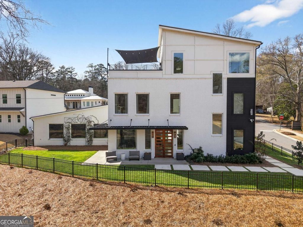 Photo of 101 Henderson Street, Woodstock, GA 30188 (MLS # 10708626)