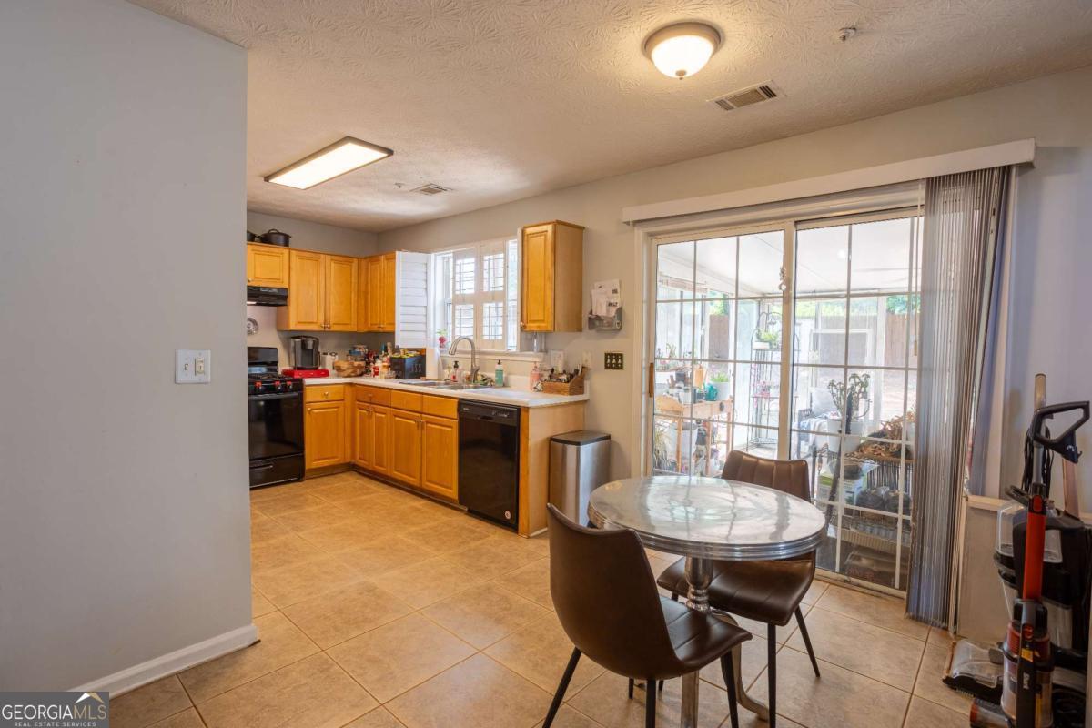 East Worthington - Residential Income