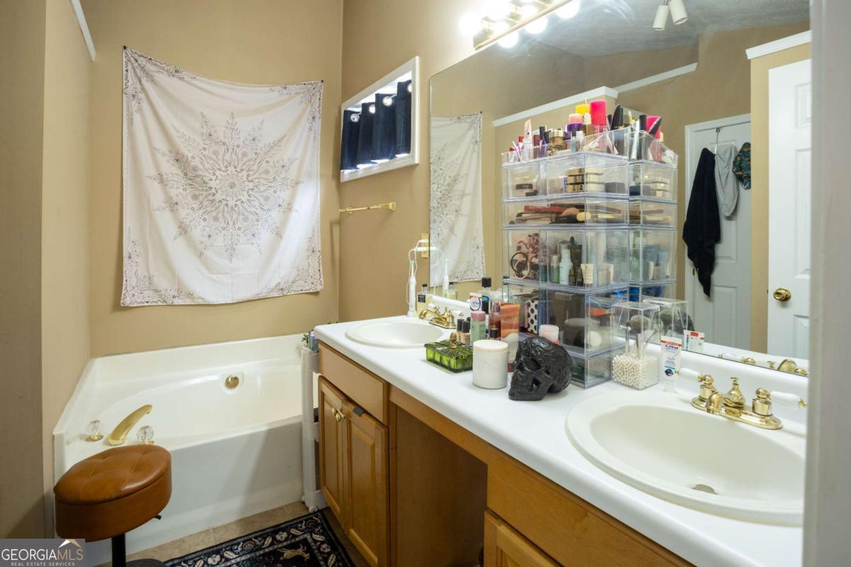 East Worthington - Residential Income