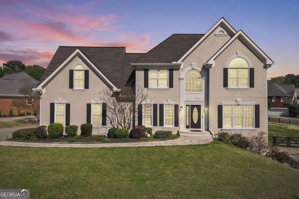 Photo of 2810 Burgundy Drive, Cumming, GA 30041 (MLS # 10711945)