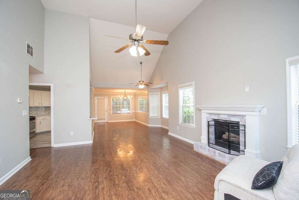 29 Riva Ridge LN