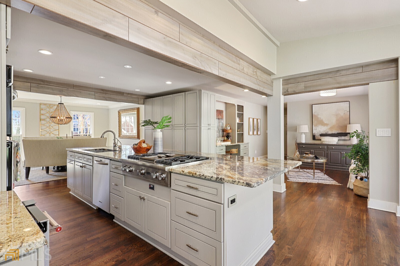 Vinings Forest - Residential