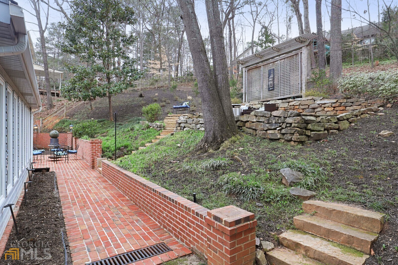 Vinings Forest - Residential