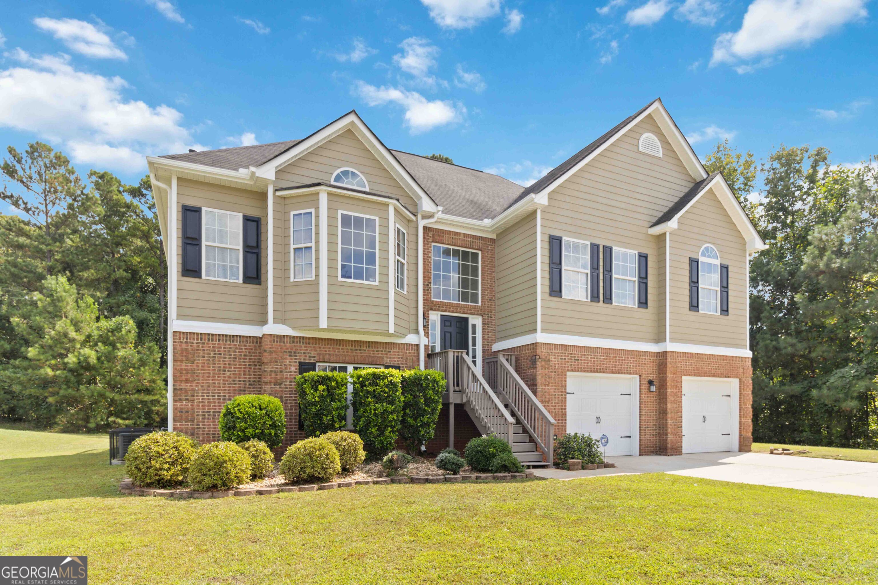 2523 Ginger Leaf DR NE