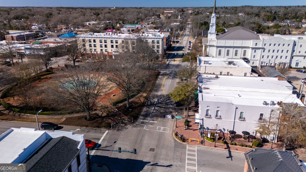 Photo of 10 101 N Lafayette Square, LaGrange, GA 30240 (MLS # 10690458)