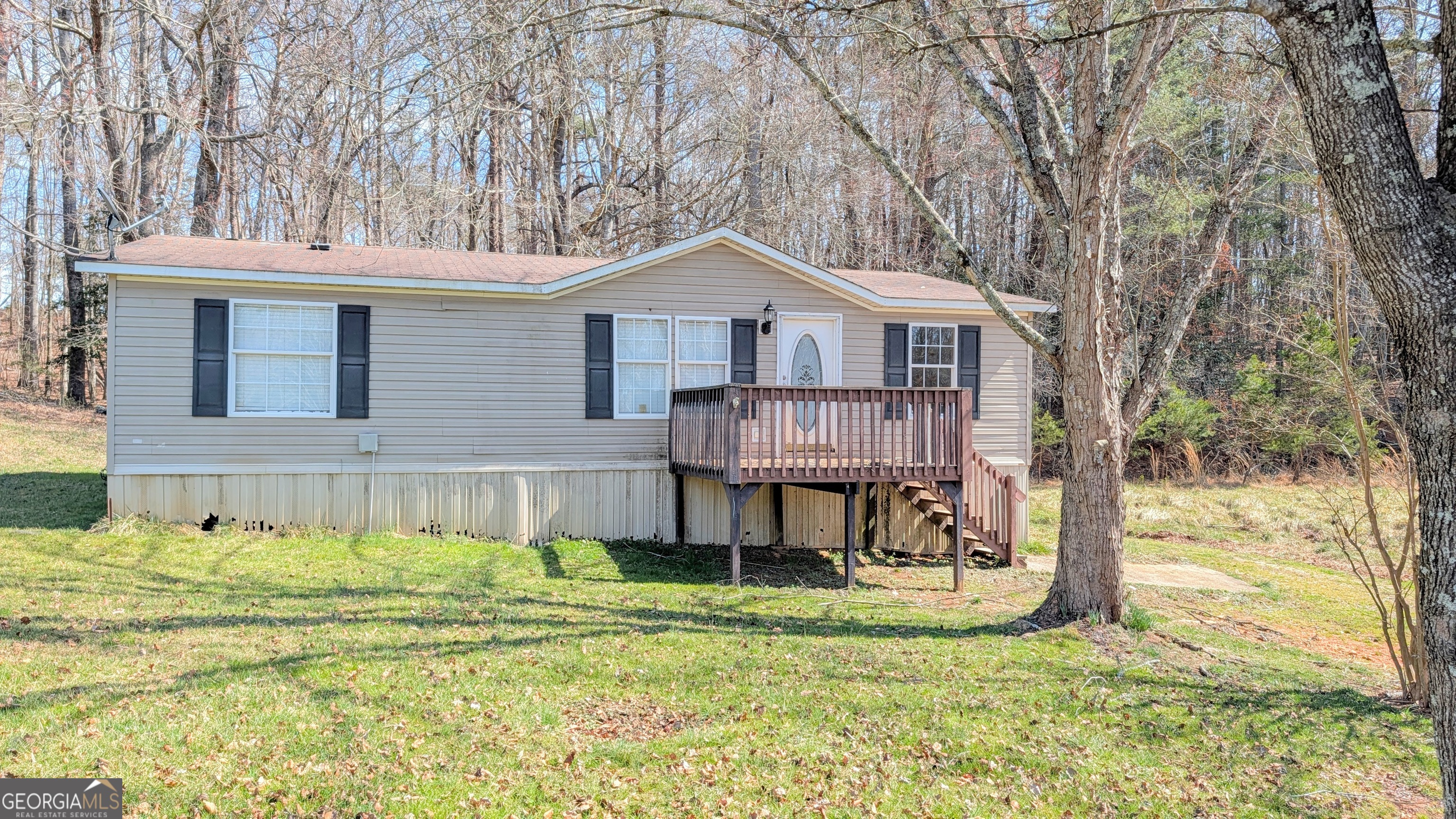 1562 Grindle Bridge RD