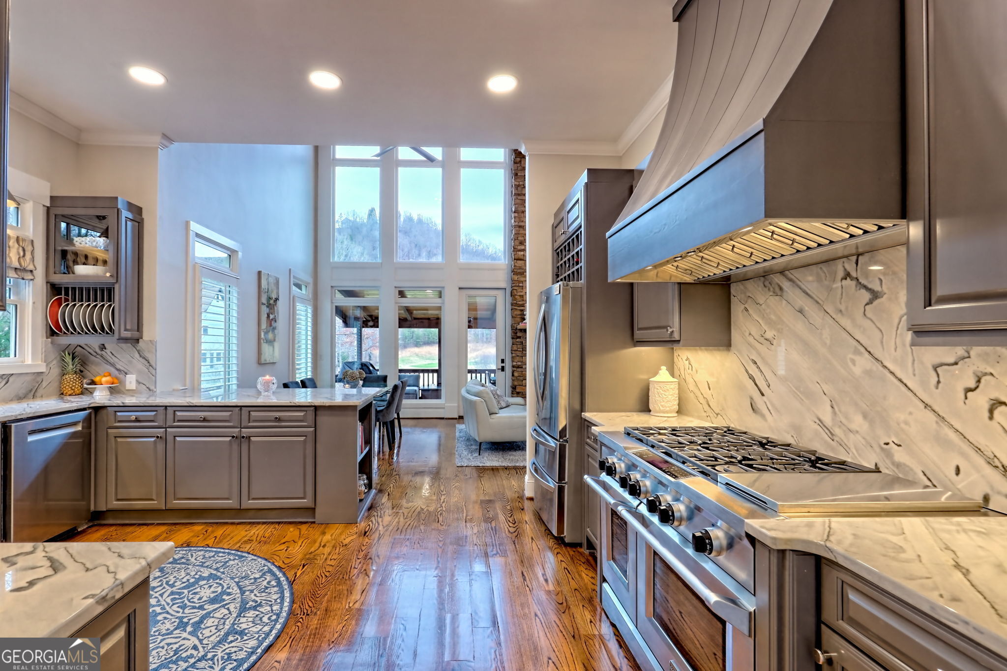 Clayton, Georgia 30525, United States, 4 Bedrooms Bedrooms, ,5 BathroomsBathrooms,Residential,Active,26355