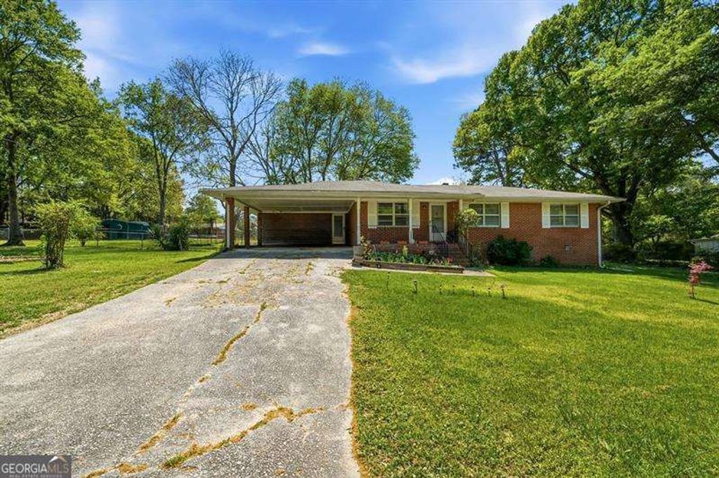 Photo of 1210 Topaz Lane, Villa Rica, GA 30180 (MLS # 10735818)