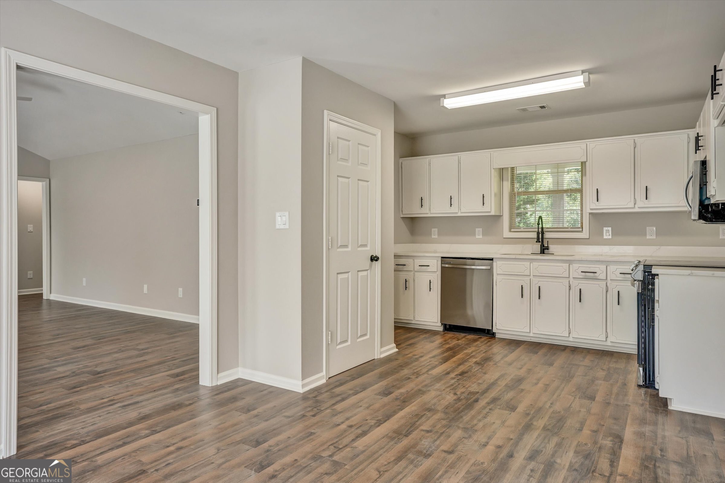 DUNCANS MILL - Residential