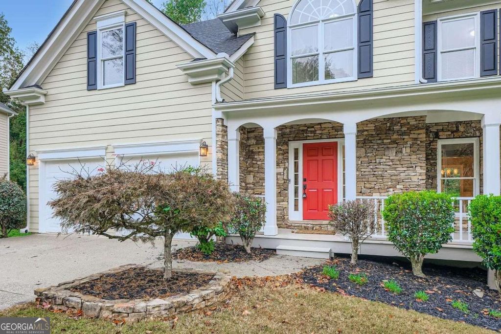 Photo of 5155 Courton Street, Alpharetta, GA 30022 (MLS # 10679350)