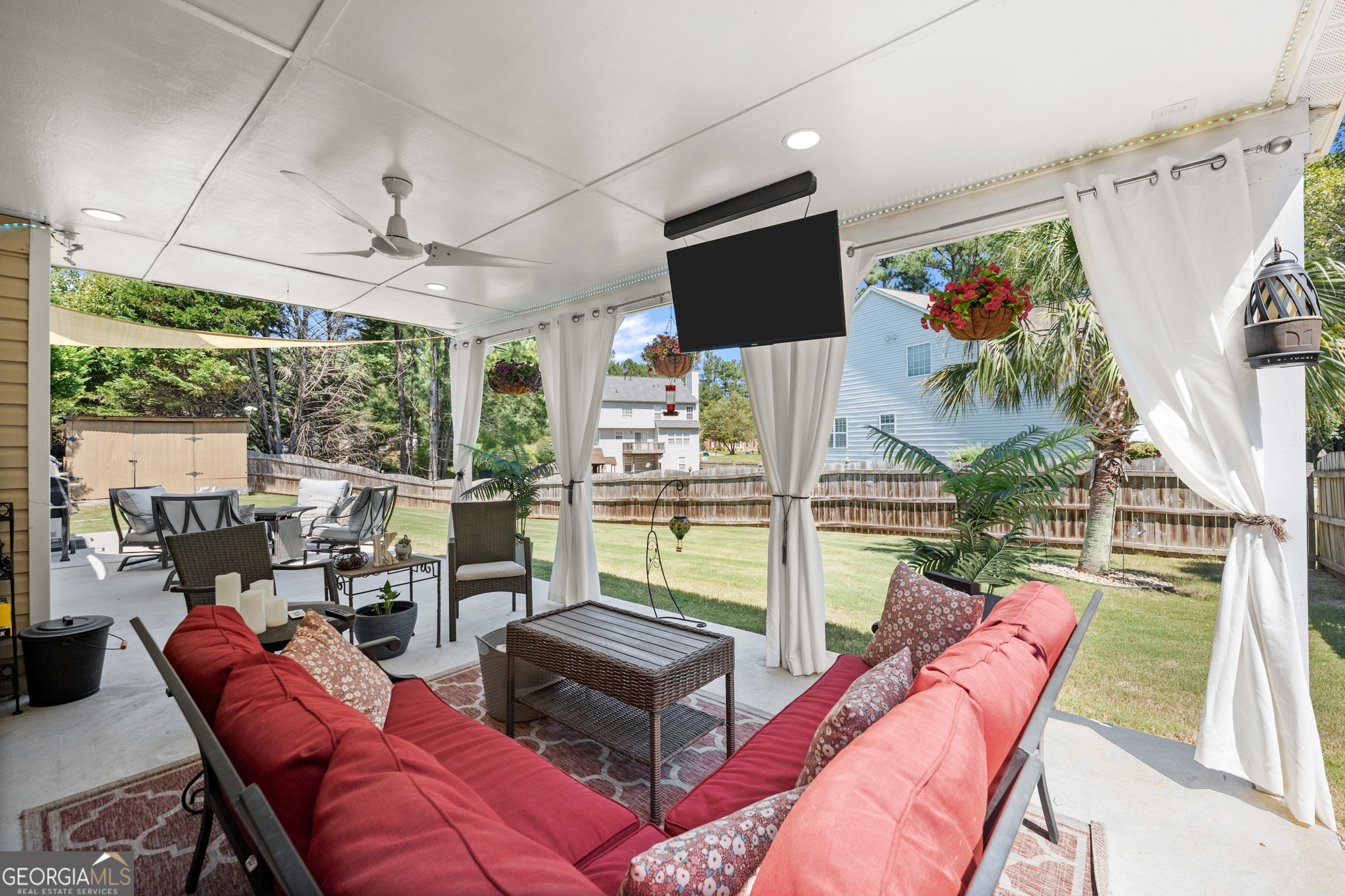 2462 Meadow Pond TRL