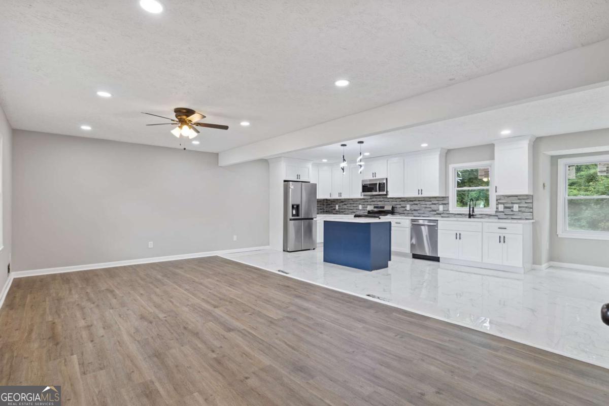 1634 Lamancha DR