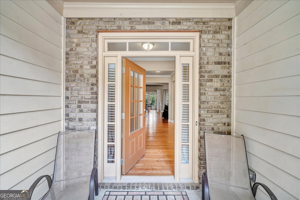 1824 Willoughby DR