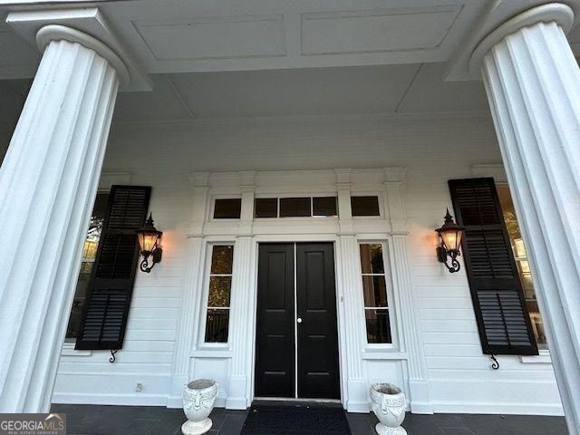 112 Hillcrest RD